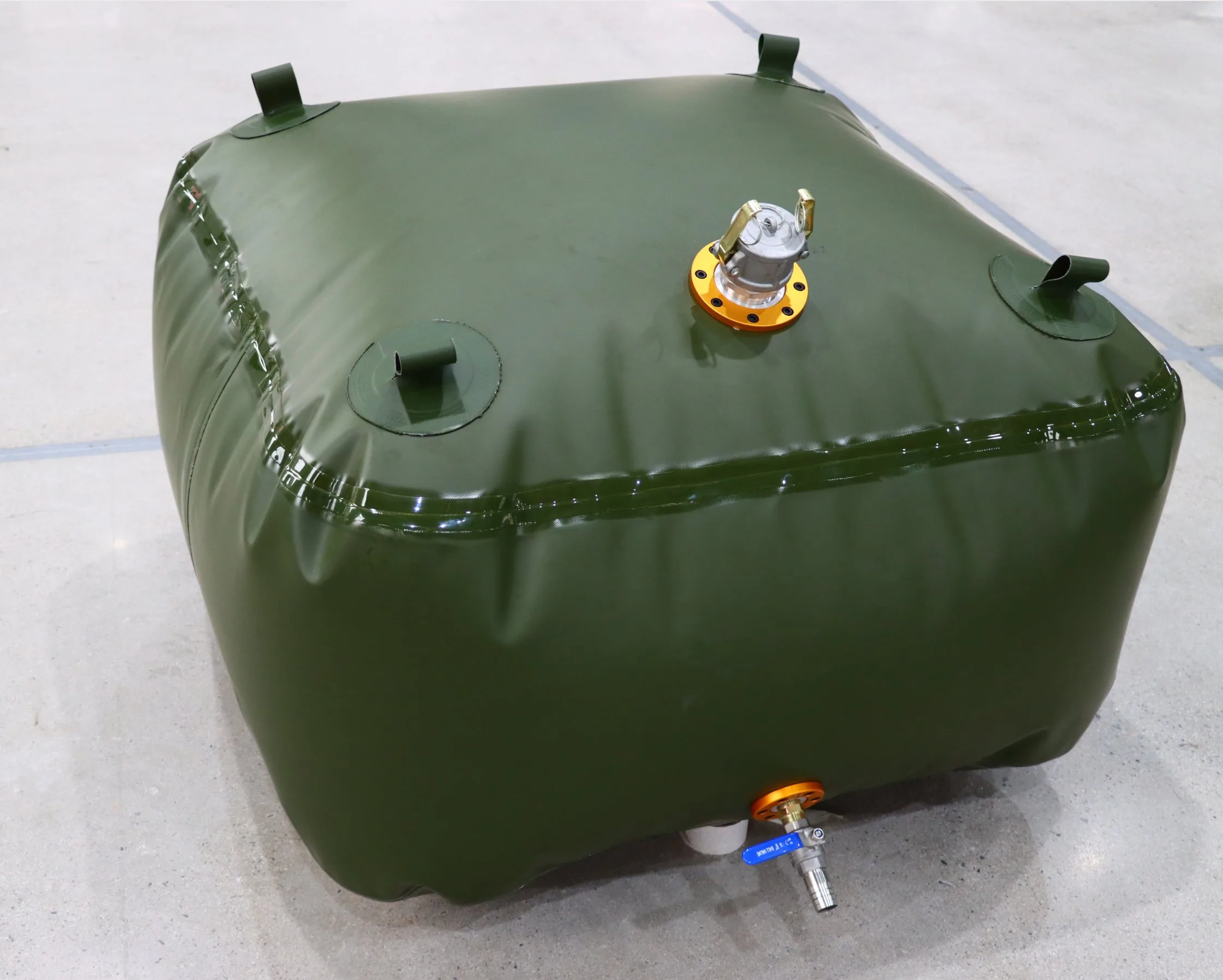 Auxiliary Fuel Bladder for Marine Operators auxiliary fuel bladder for marine operators