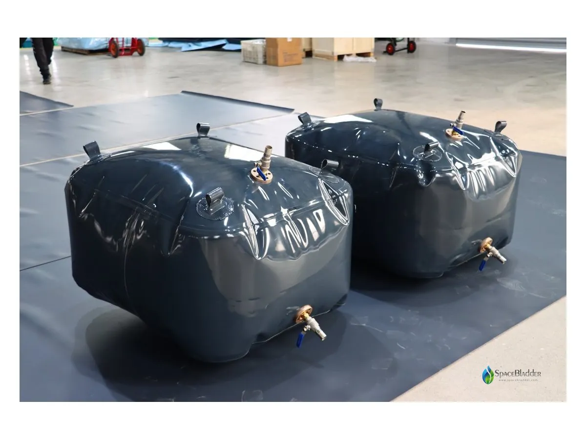 Portable Marine Fuel Bladder for Boats and Auxiliary Fuel Storage - Fuel Bladders image 3
